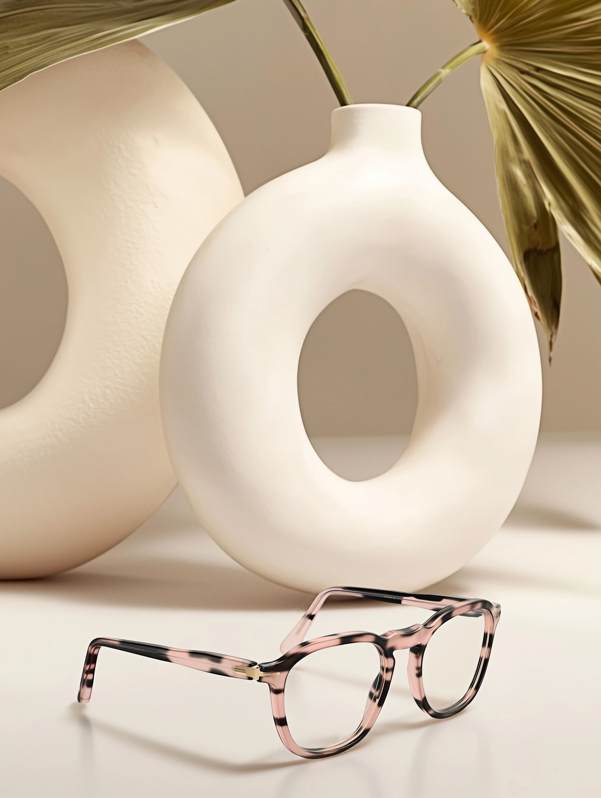 Cove Keyhole Frame Glasses