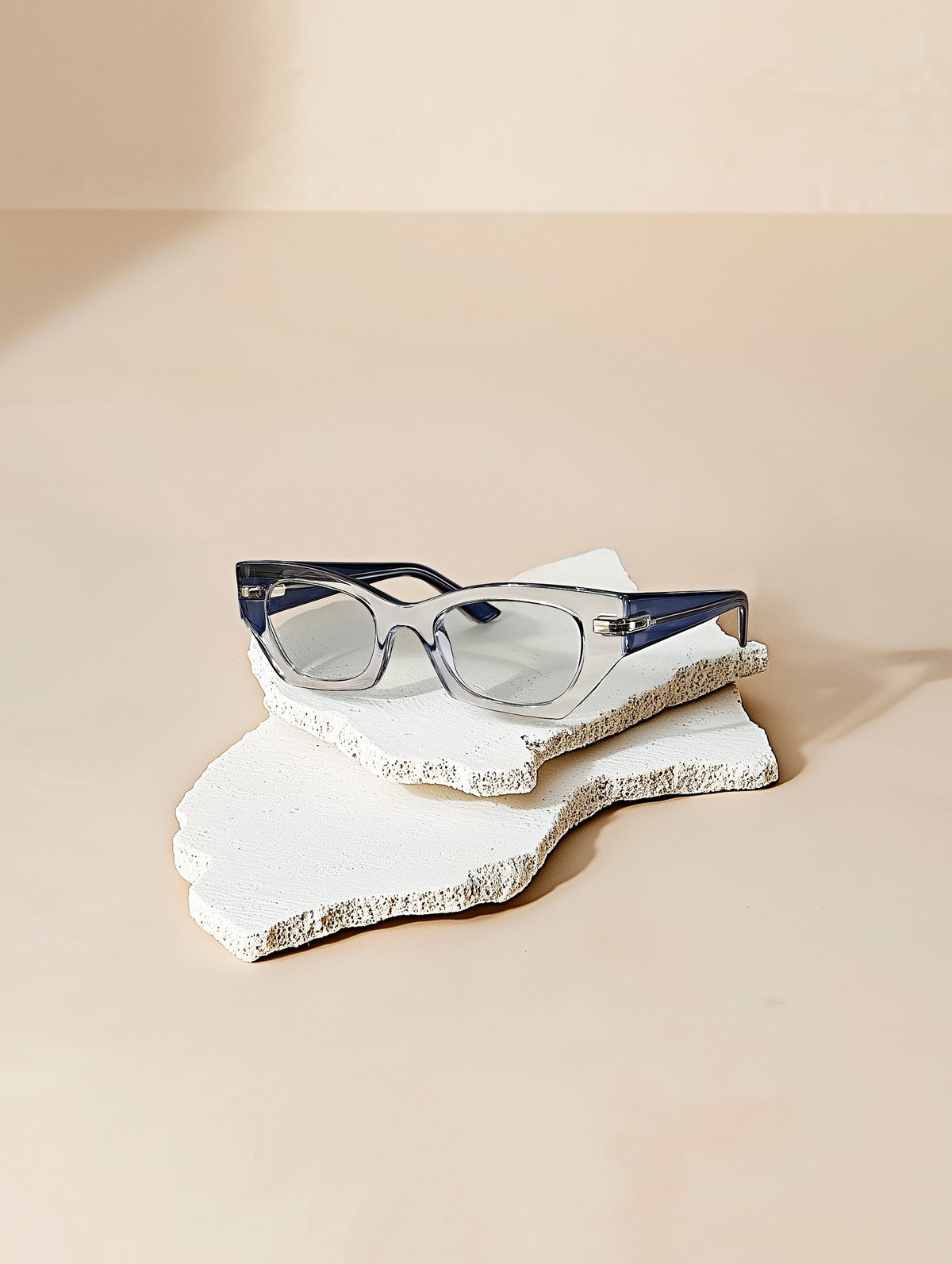 Edged Design Cat-Eye Glasses-2