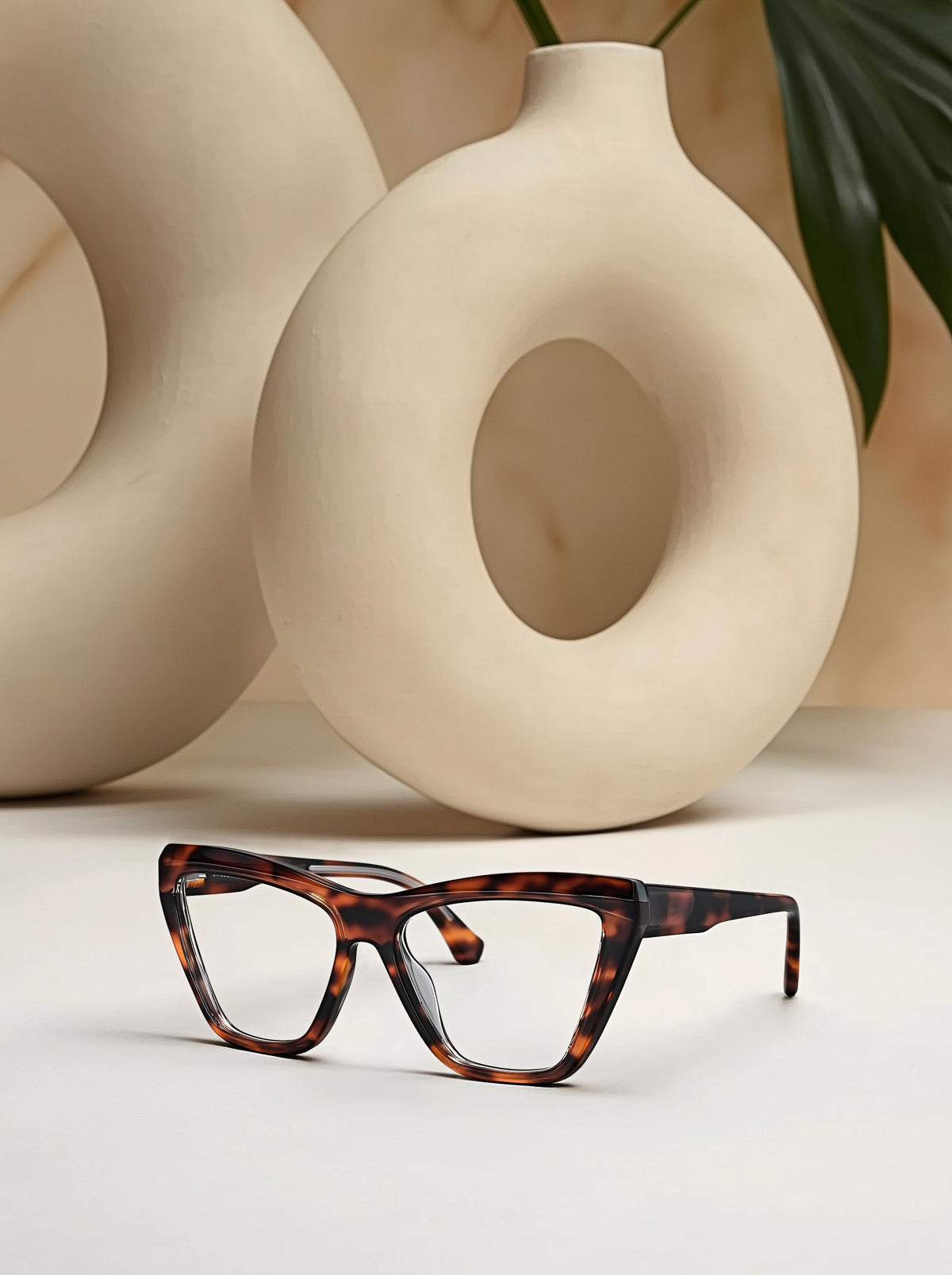 Bold Curve Cat-Eye Glasses